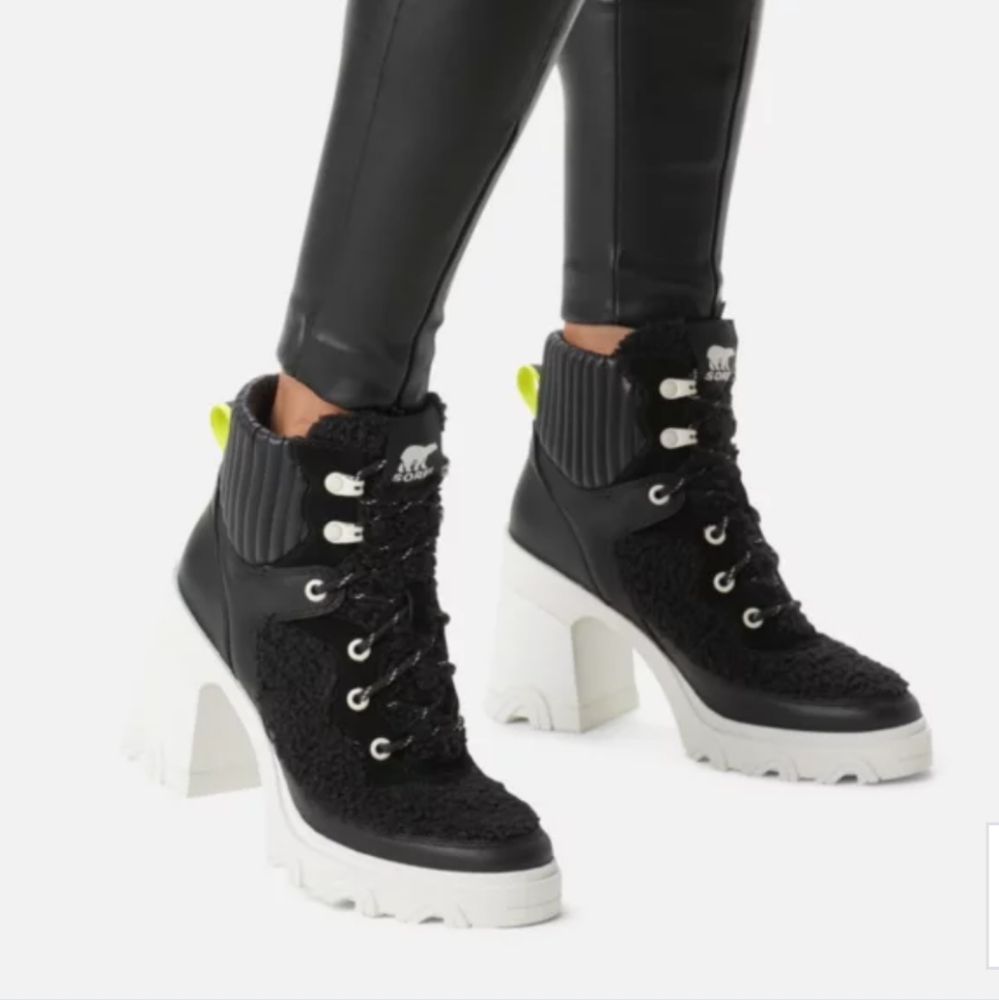 SOREL Brex Heel Cozy Lace Bootie Black Sea Salt NWT Size 9.5